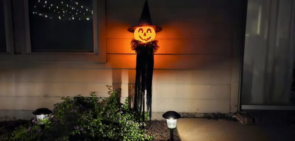 Halloween Decoration in Richmond